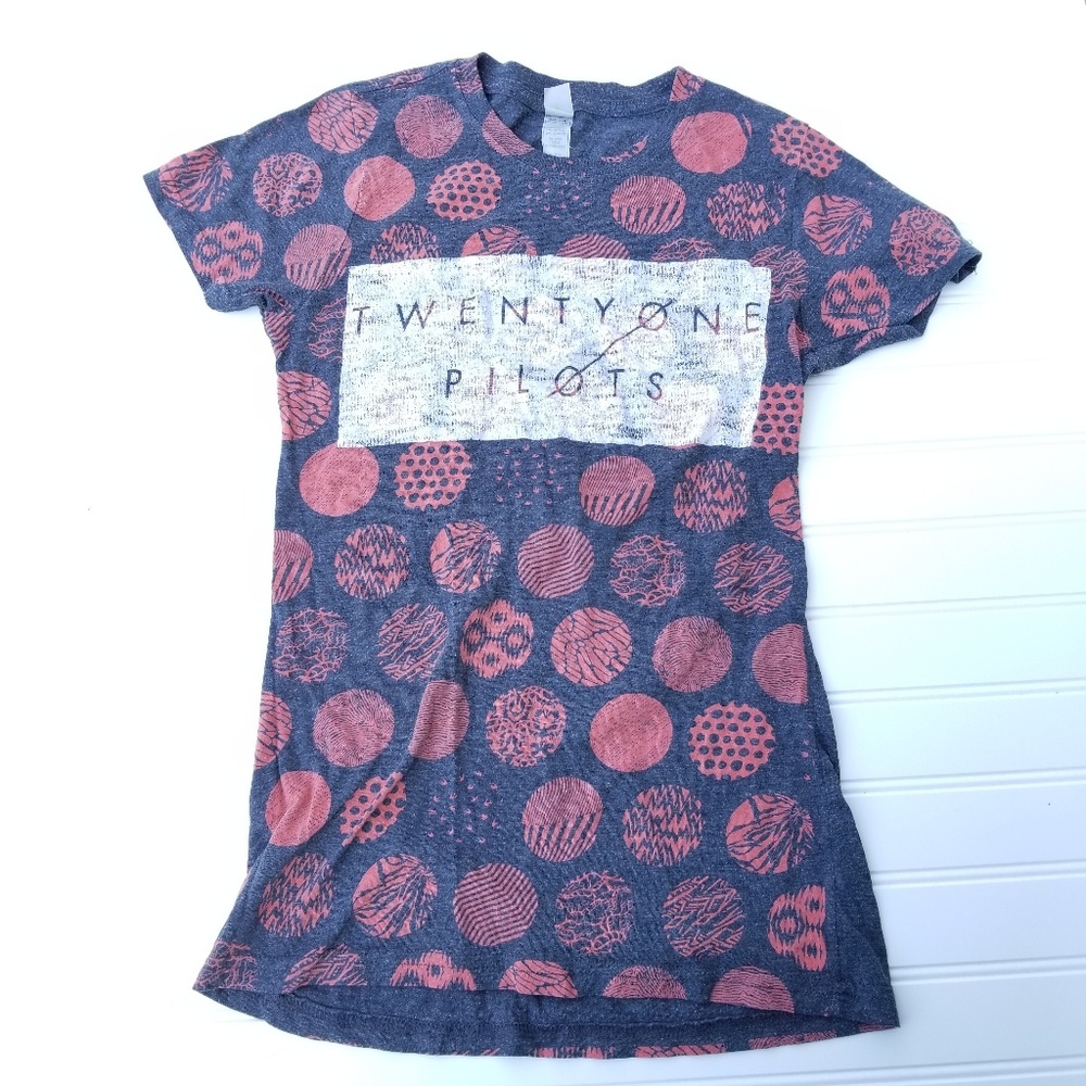 Twenty One Pilots‎ T-shirst Size Small